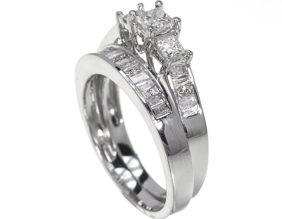 3 Stone Princess Cut Bridal Ring Set in White Gold (1.0 ct)